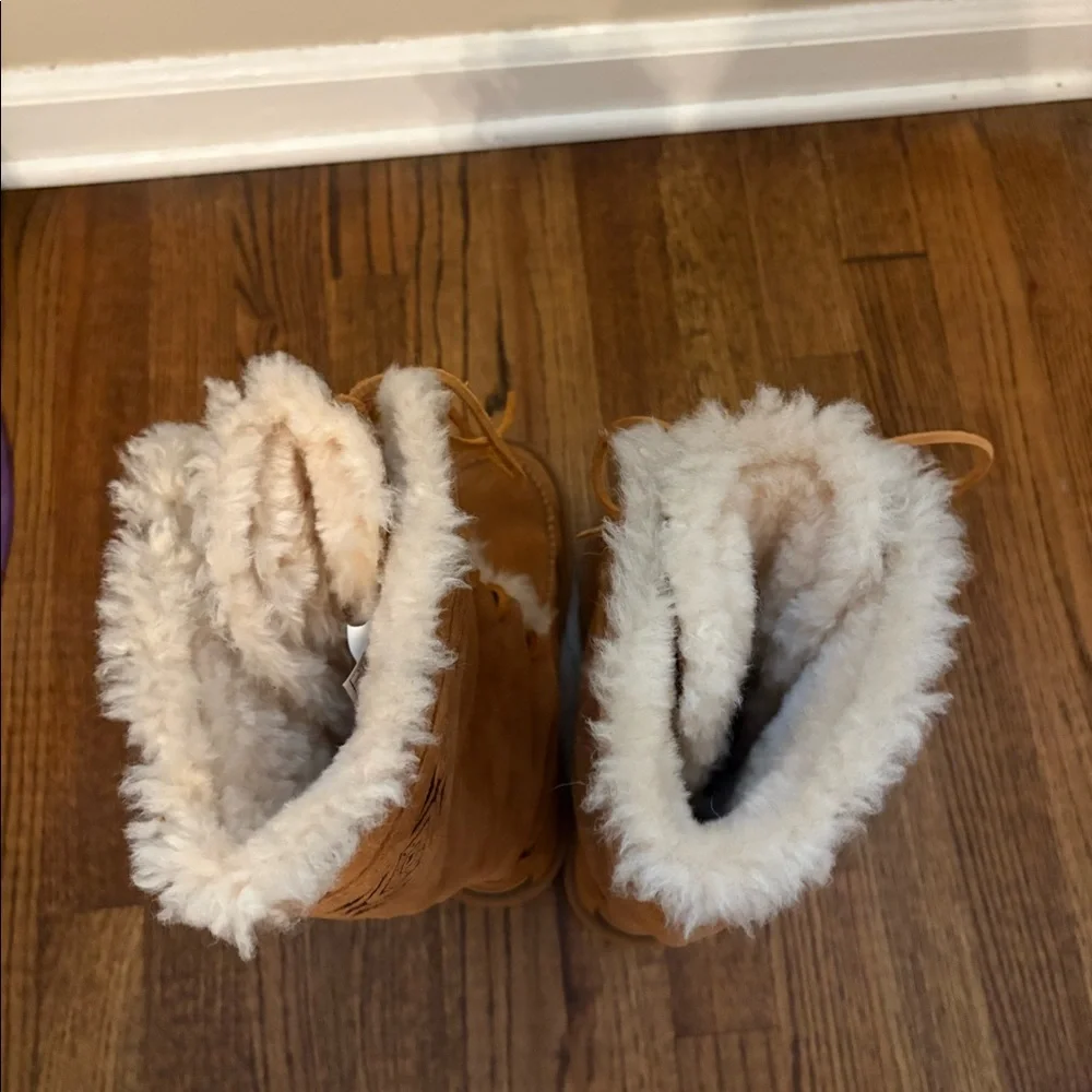 UGG Tularosa Chestnut Lace Up Shearling Boot 7